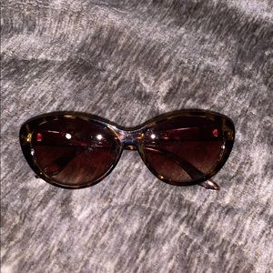 Cateye women’s sunglasses